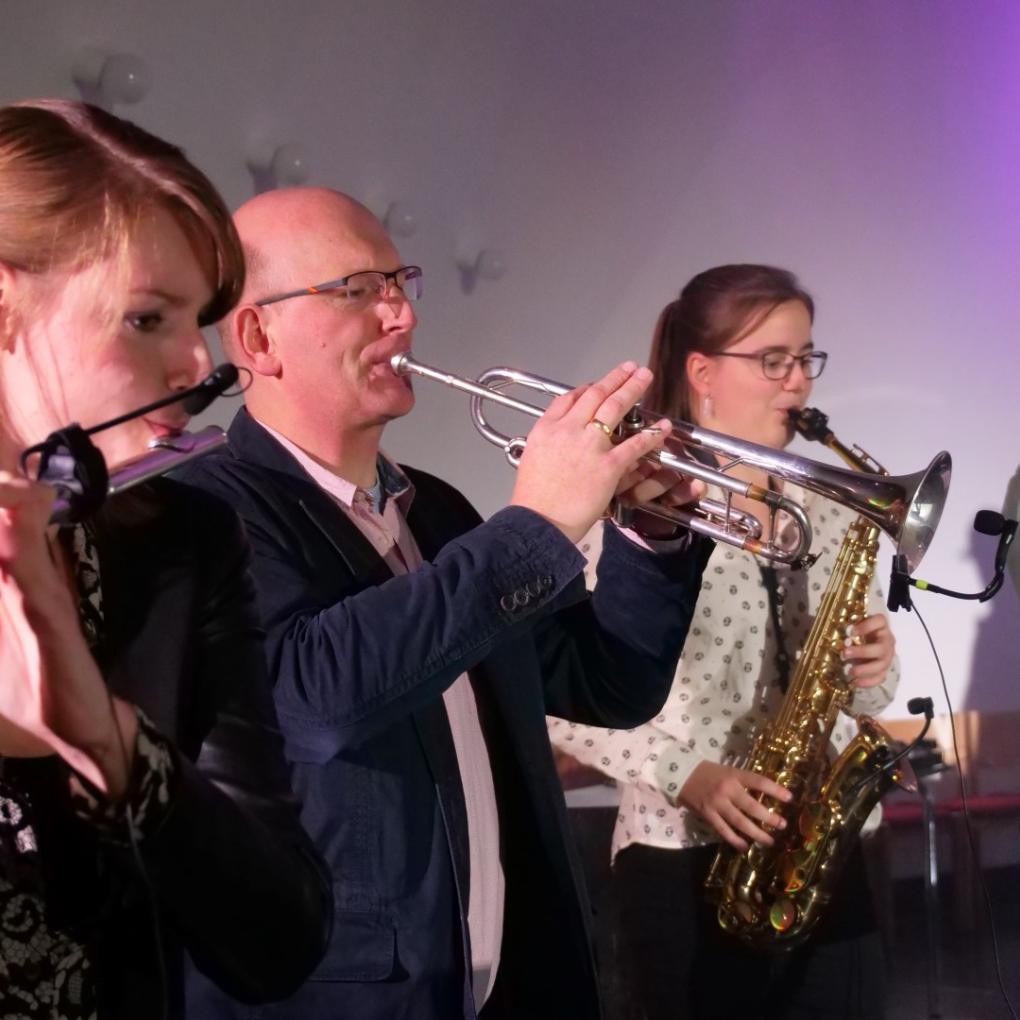 Melodieinstrumente im Bandarrangement